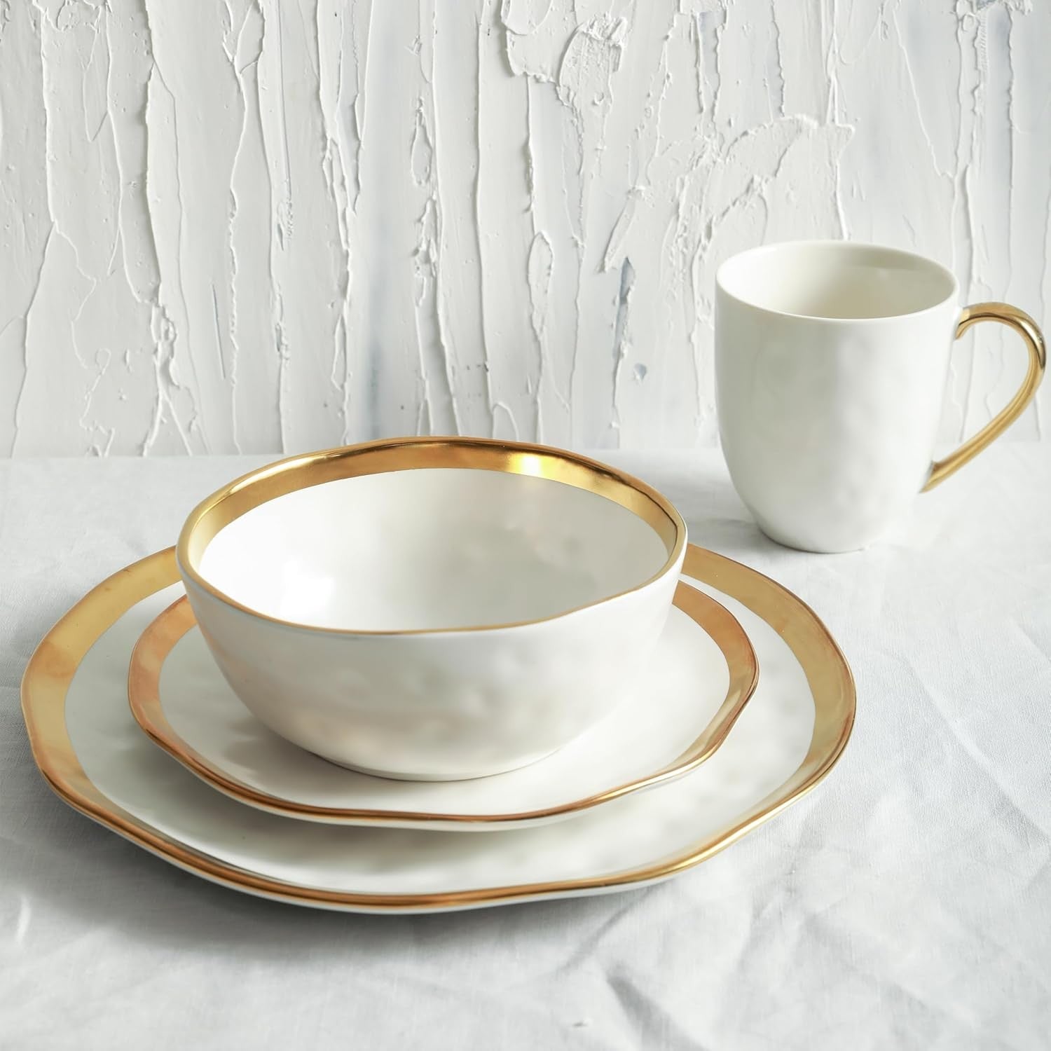 White Porcelain Dinnerware Set 32 Piece Service for 8 Gold Rim Plates