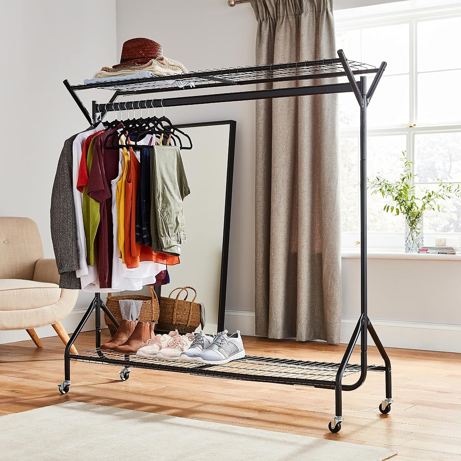 Heavy Duty 5ft Clothes Rail with Wheels & Shelf Black