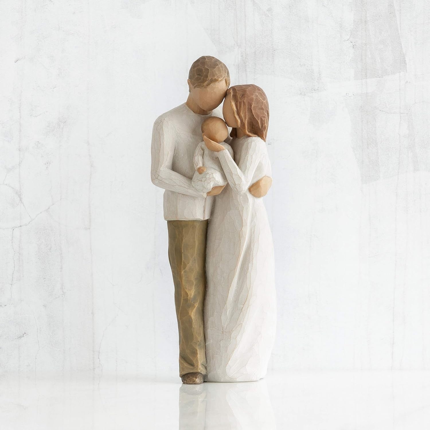 Family Figurine Resin Sculpture 22cm New Parents Gift Home Decor Ornament
