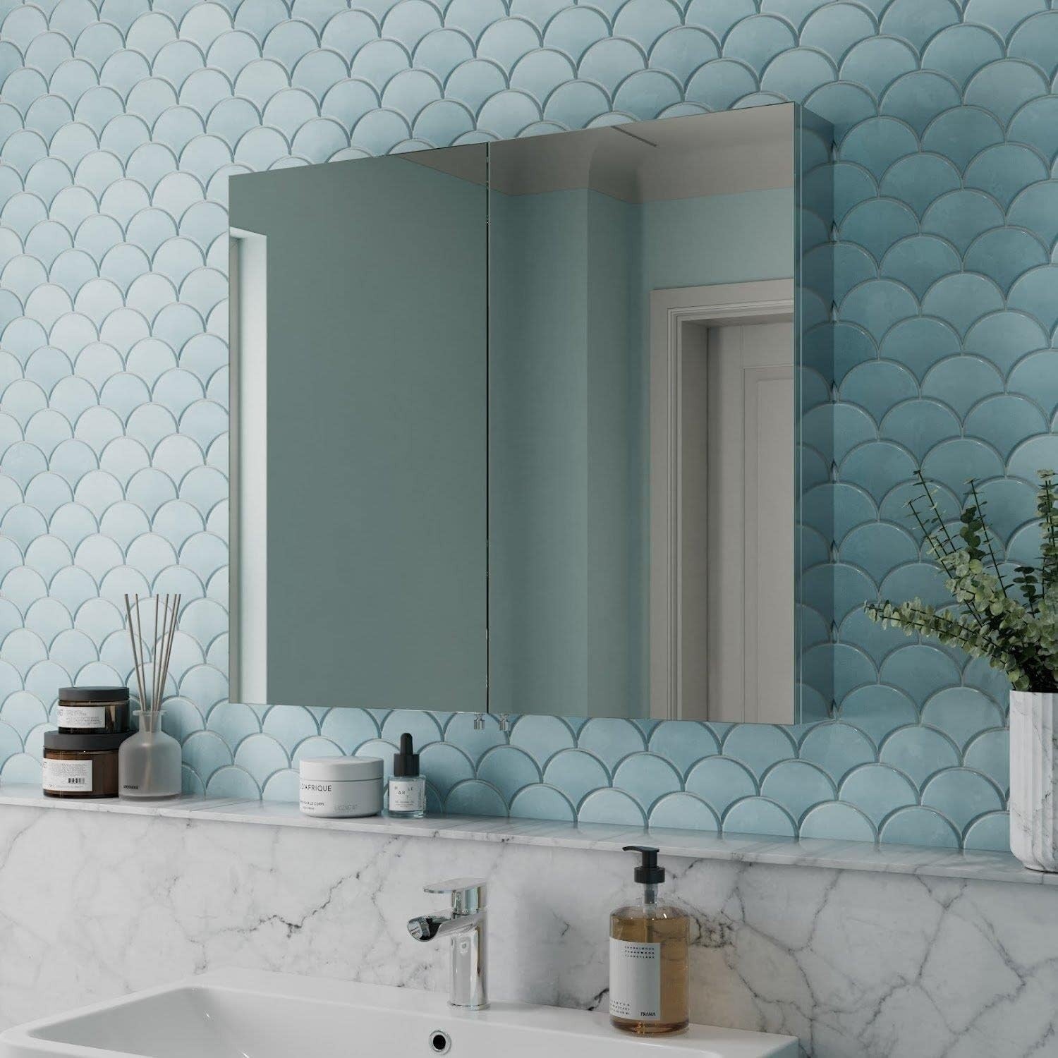 800x700mm Stainless Steel Bathroom Mirror Cabinet Wall Cupboard Storage