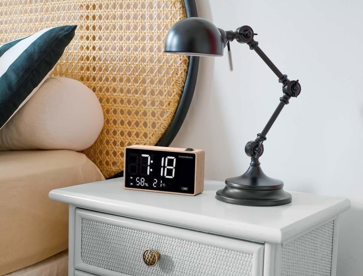 Projection Alarm Clock Radio Temperature Humidity USB Large Display
