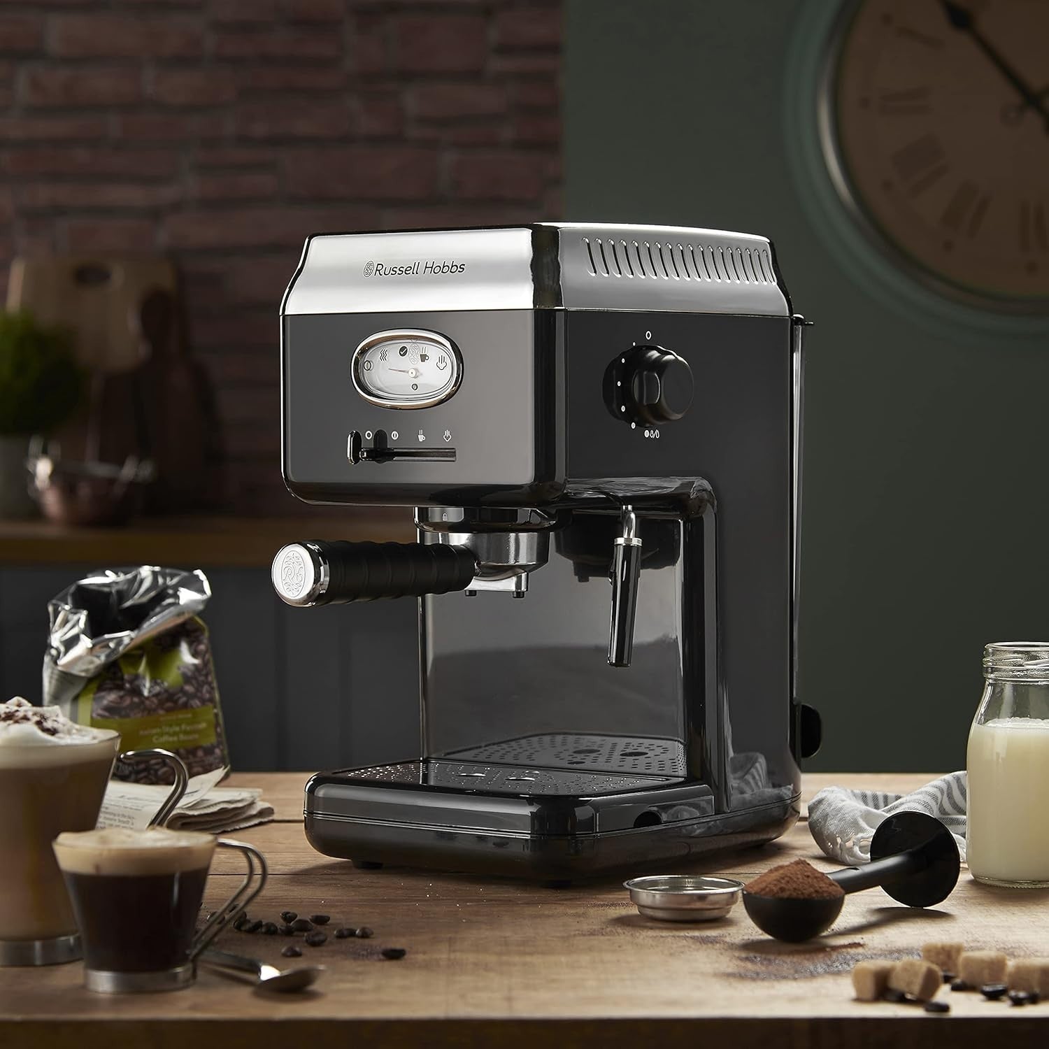 Retro 15 Bar Espresso Coffee Machine Milk Frother 1L Tank Barista Maker Black