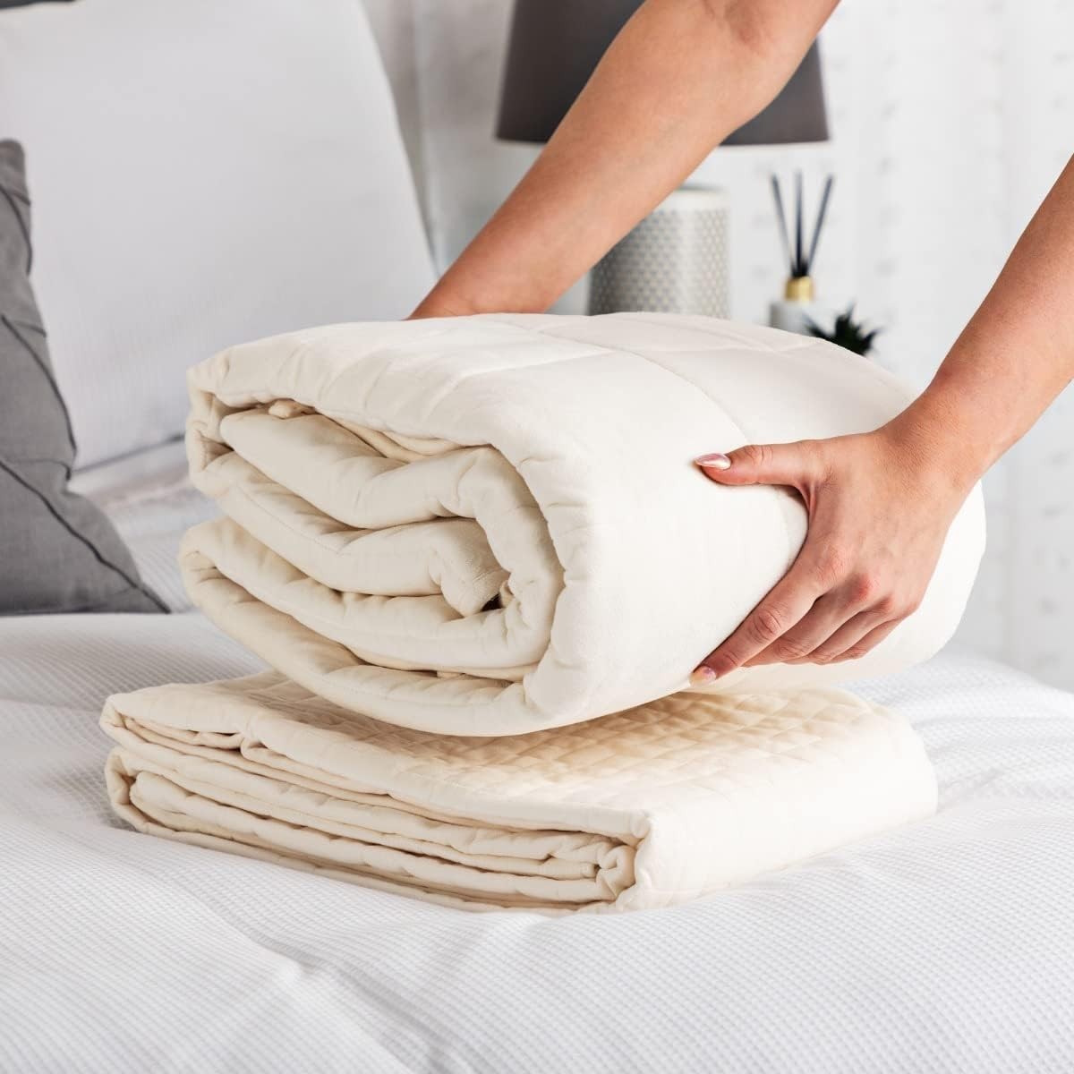 Luxury Weighted Blanket for Adults - Cream - 5kg Single 190x90cm - Stress Relief