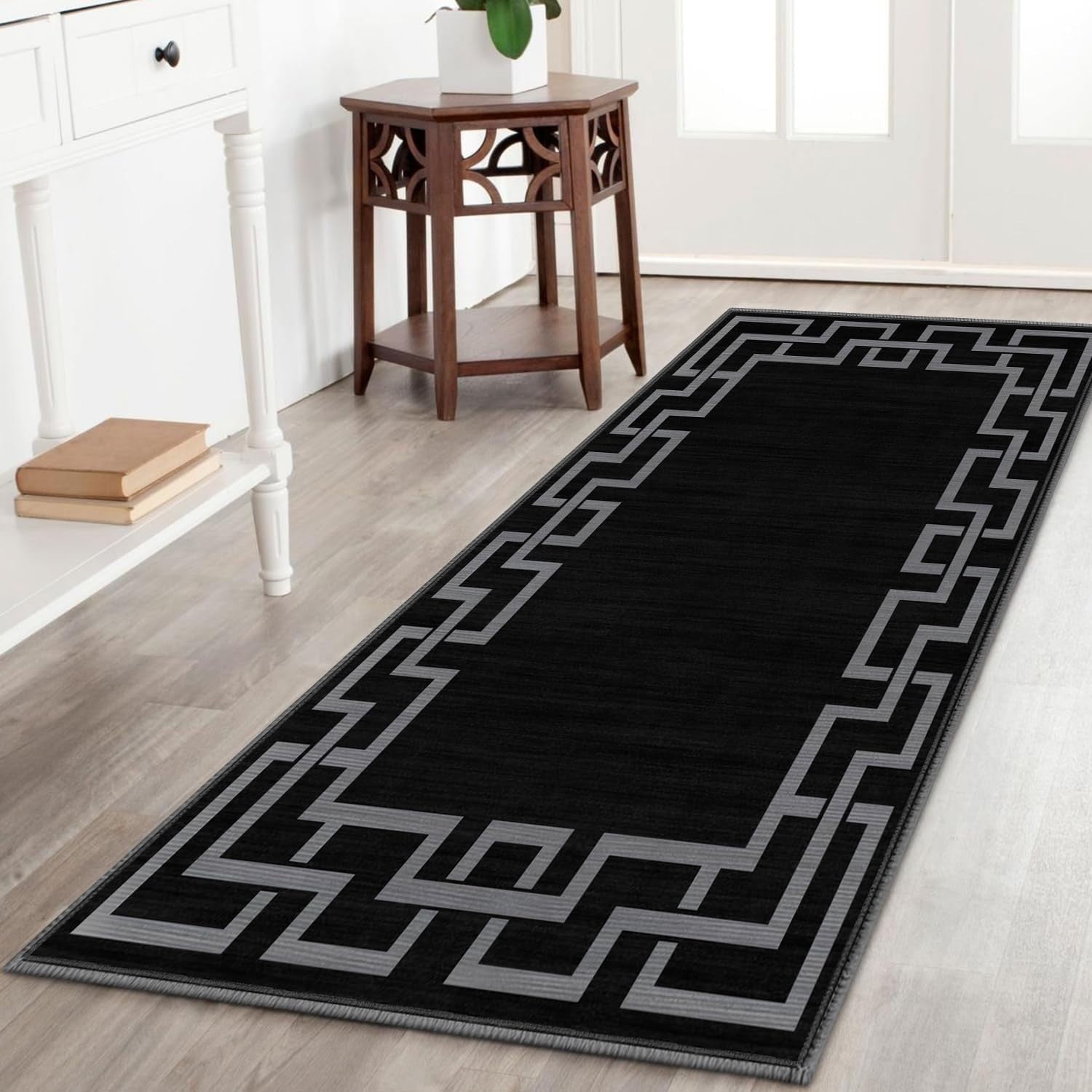 Black Greek Key Large Rug Soft Modern Area Carpet Non-Shedding 160x230cm