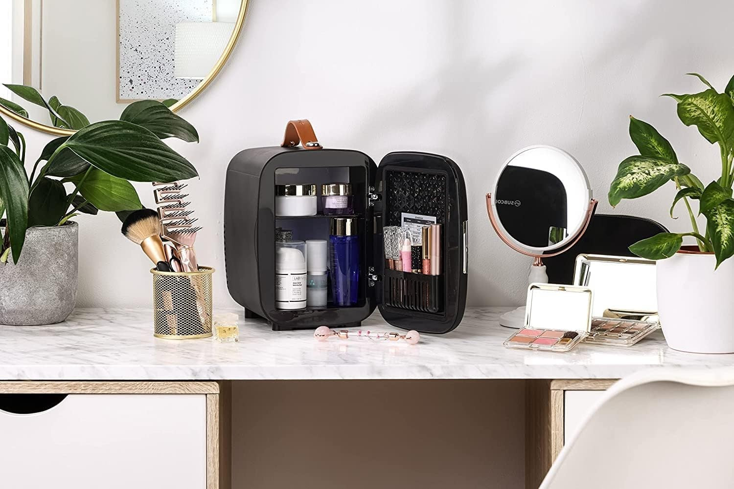 Portable 4L Mini Fridge Small Cooler for Office Bedroom Car Travel Black