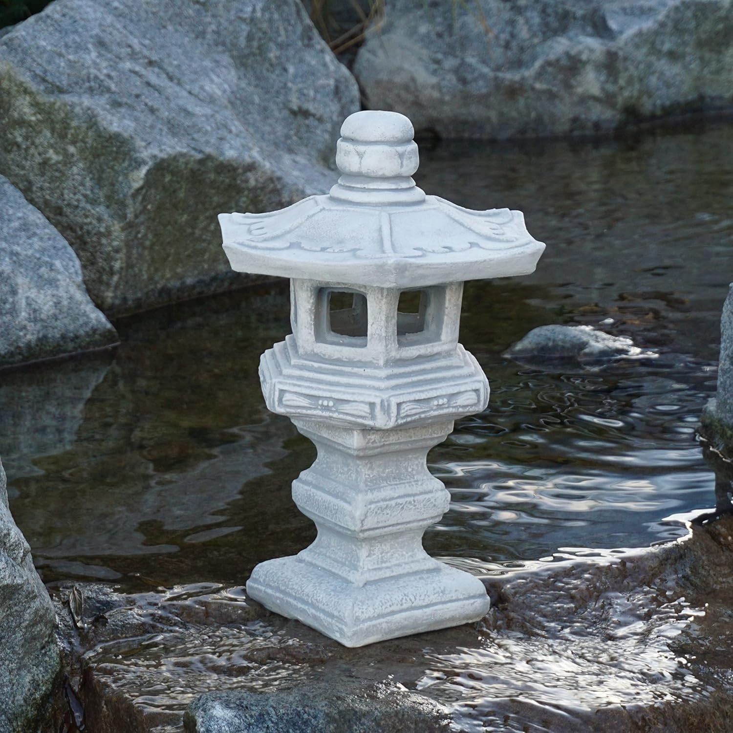 Japanese Tachi-Gata Stone Lantern 42 cm Grey Frost-Proof Garden Decor