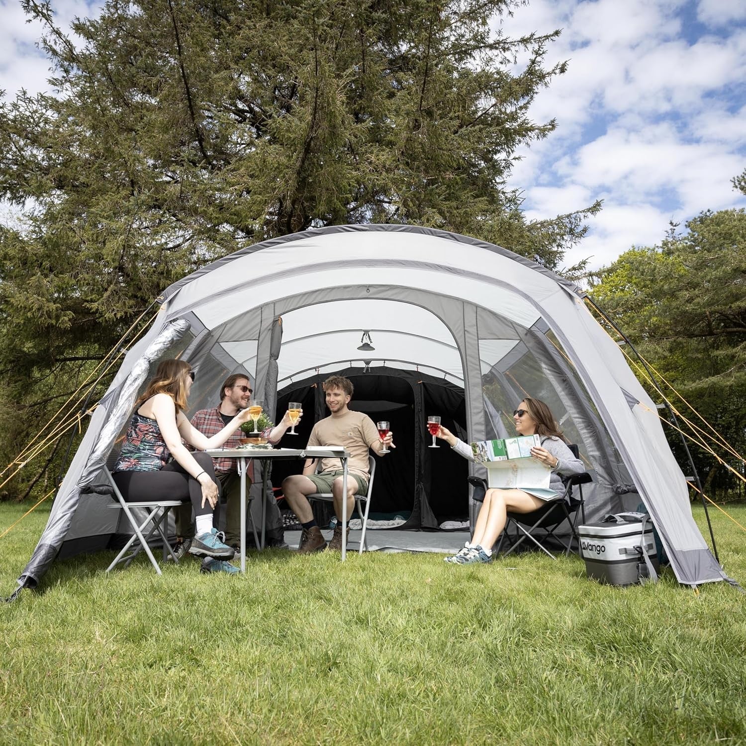 6 Man Family Tunnel Tent 3 Rooms Enclosed Porch 3000mm Waterproof