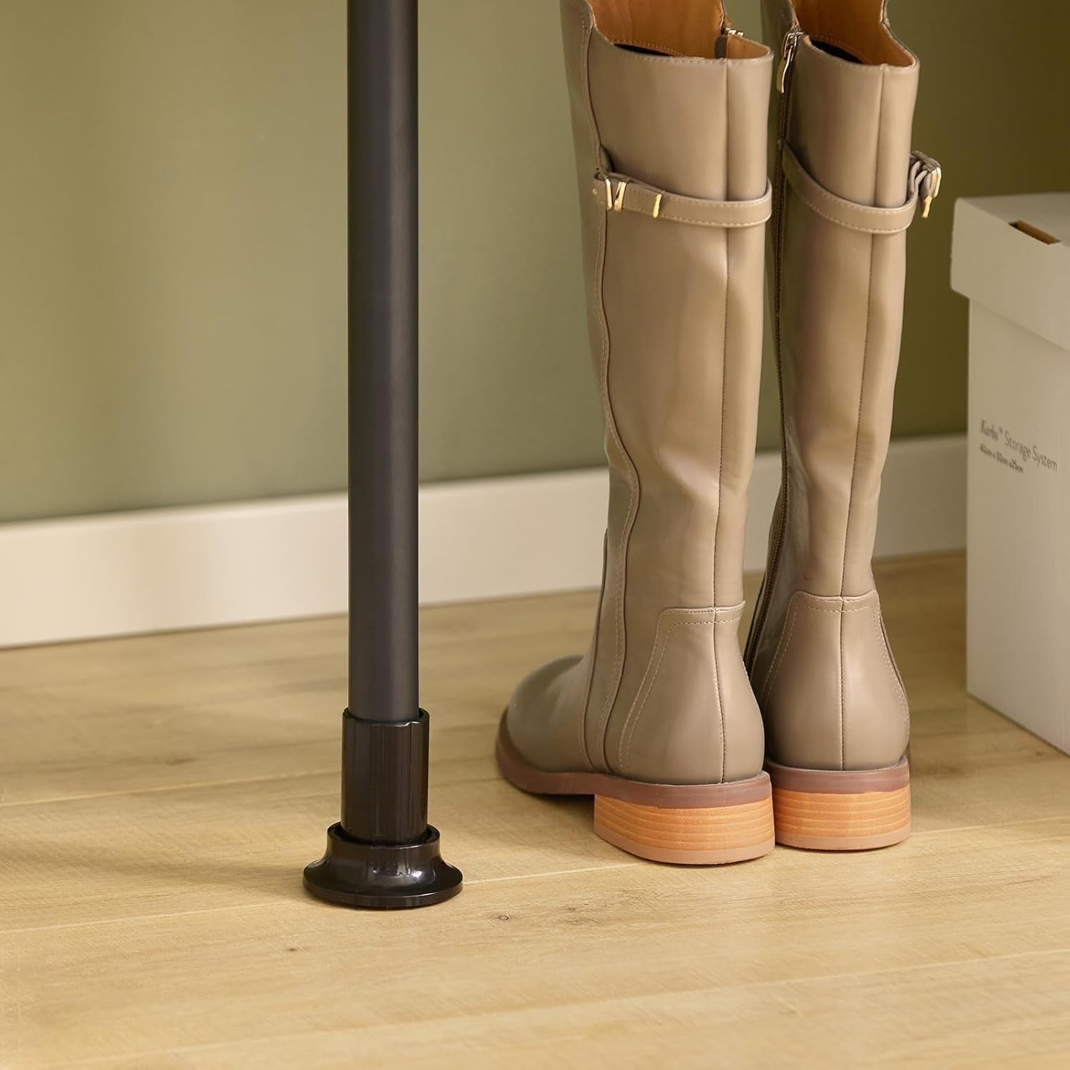Telescopic Clothes Rail Adjustable Heavy Duty Open Wardrobe Black