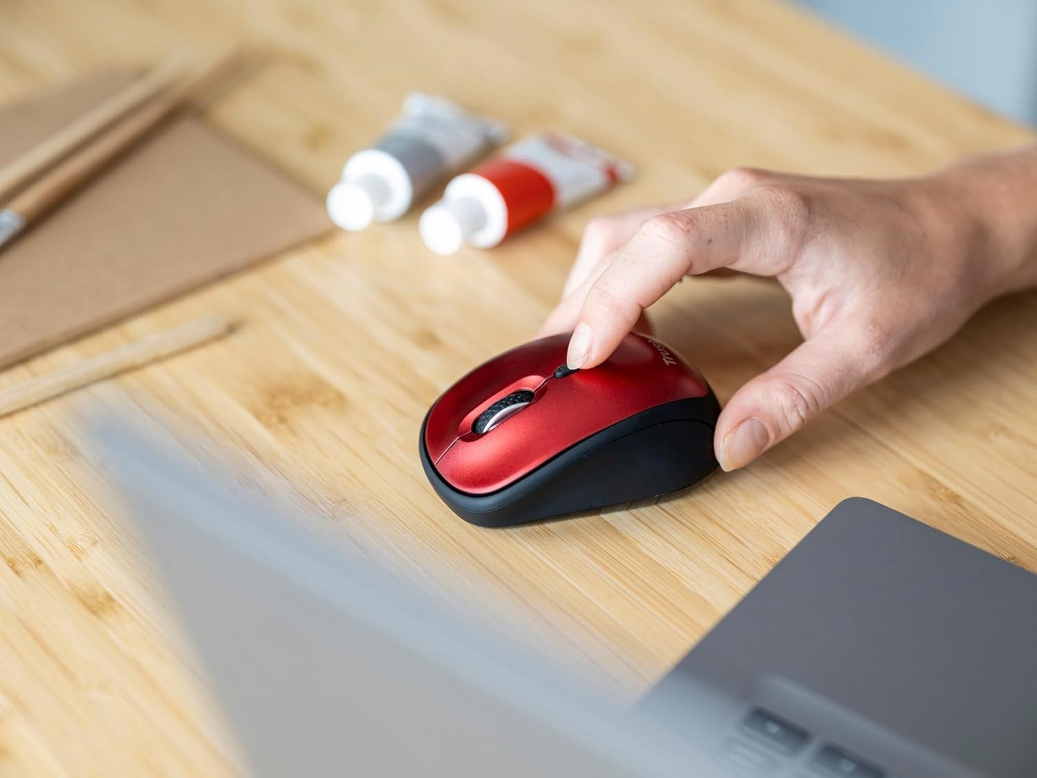 Red Silent Wireless Mouse 1600 DPI Compact USB Receiver Home Office Laptop