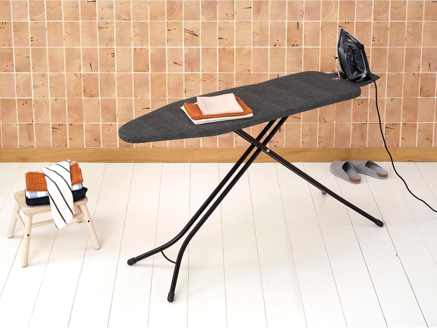 Large Ironing Board 124x38cm Adjustable Height Non Slip Steam Iron Rest