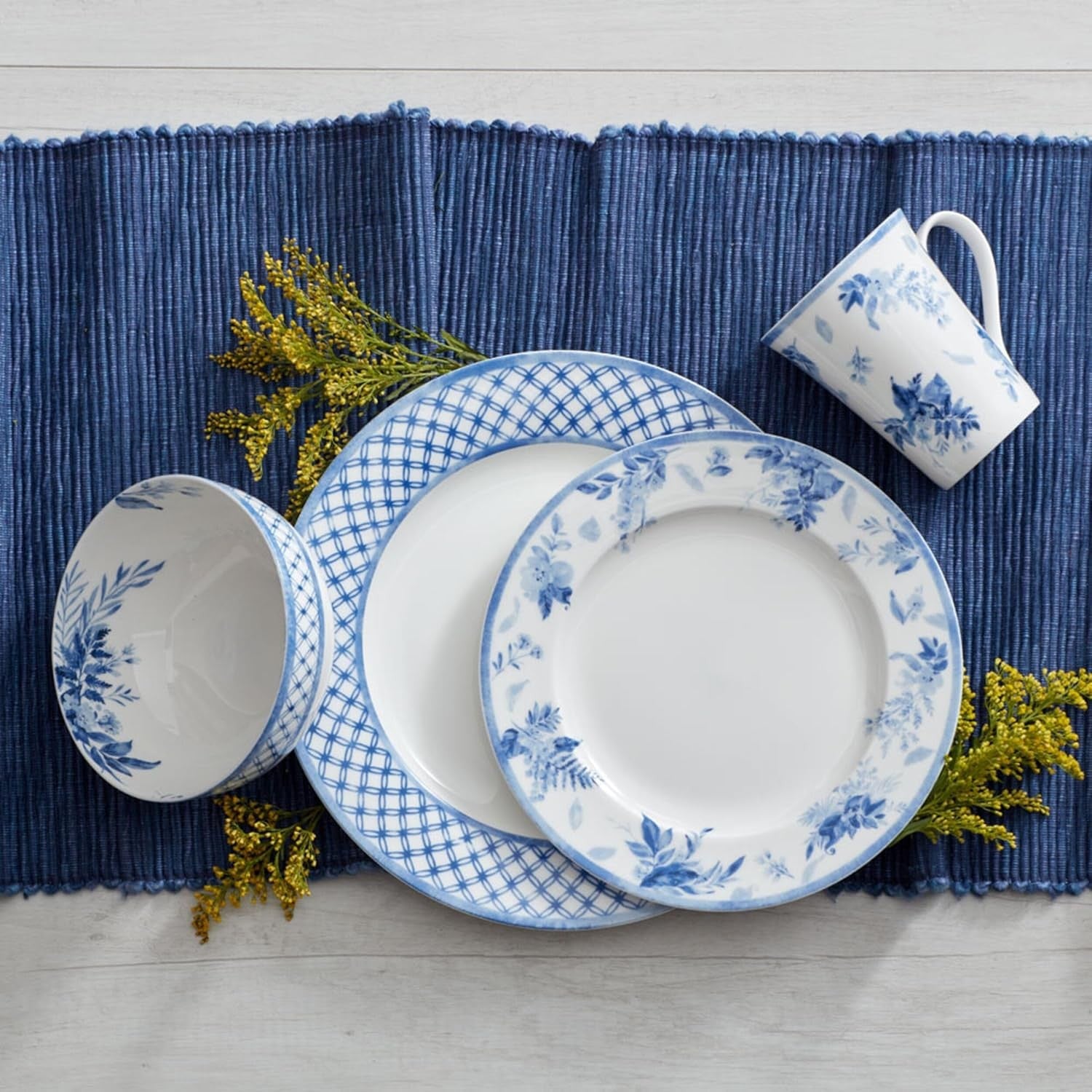16pc Bone China Dinnerware Set Blue White Plates Bowls Mugs Chip Resistant