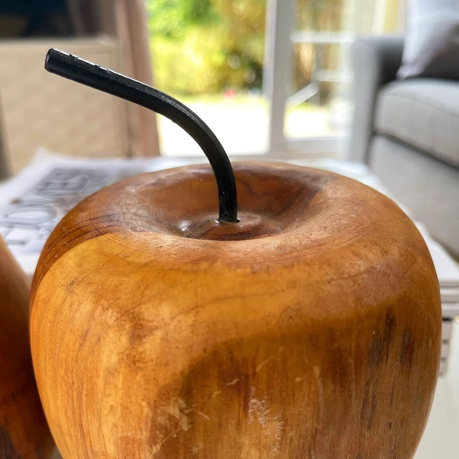 Hand-Carved Teak Wood Apple & Pear Set – Rustic Decorative Fruit Ornaments