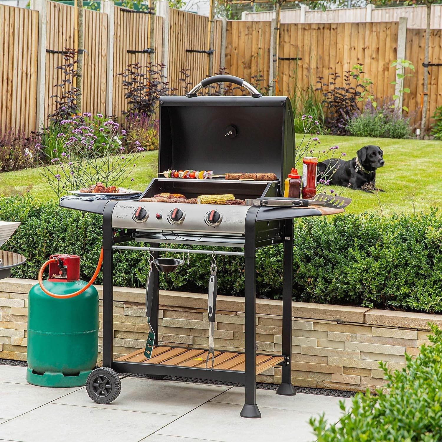 3 Burner Gas BBQ Grill with Automatic Ignition, Thermometer & Side Shelves