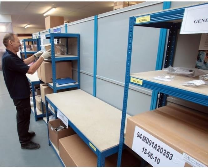 1400mm Industrial Workbench 300kg Load Chipboard Top with Adjustable Shelf