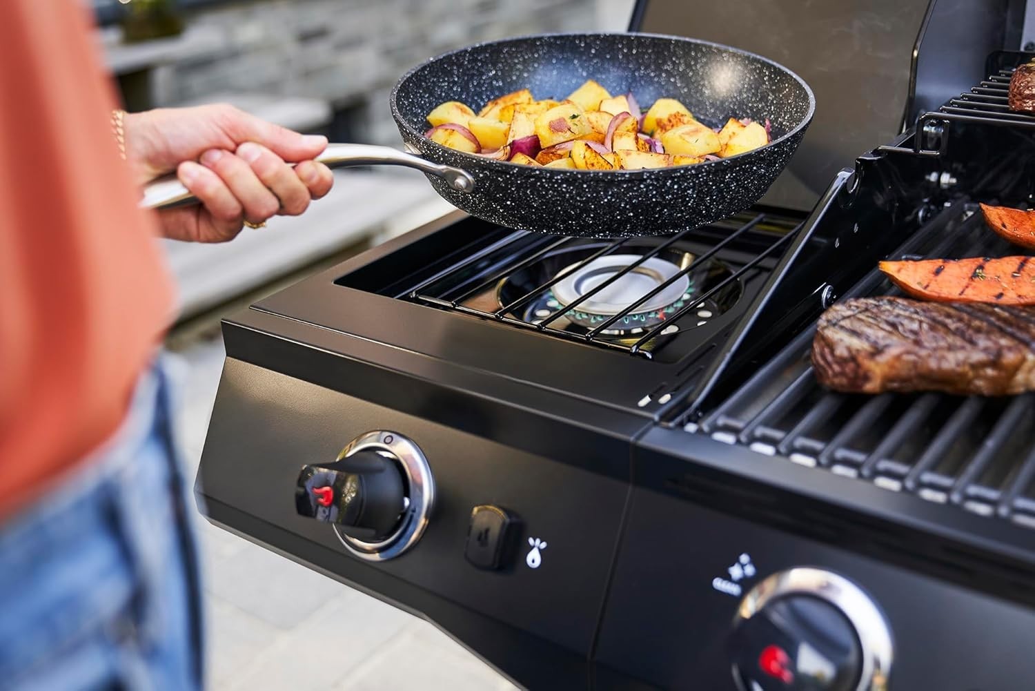 3 Burner Gas BBQ Grill with Side Burner, Infrared Cooking, Cast Iron Grates