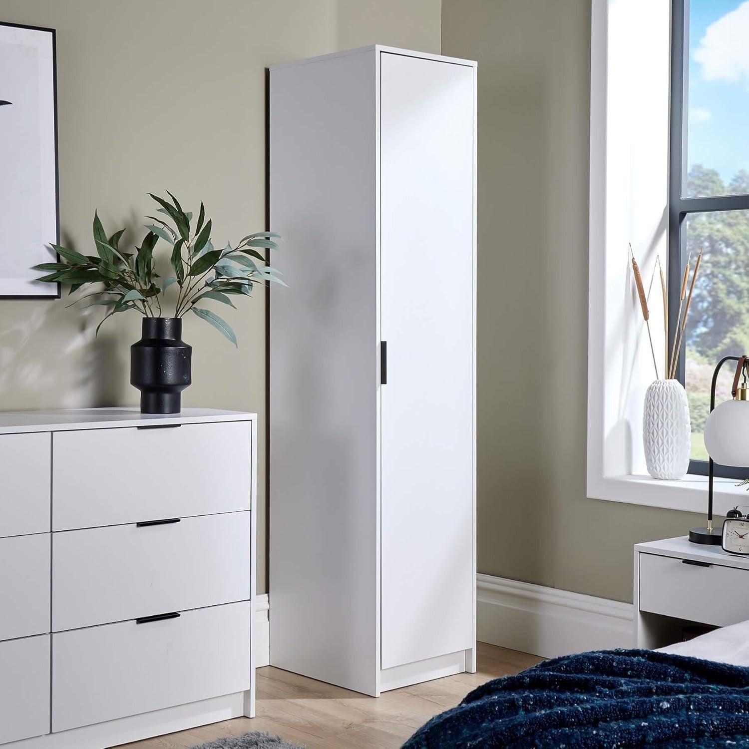 White Slim 1-Door Wardrobe with Rail & Shelf – Modern Compact Storage Unit