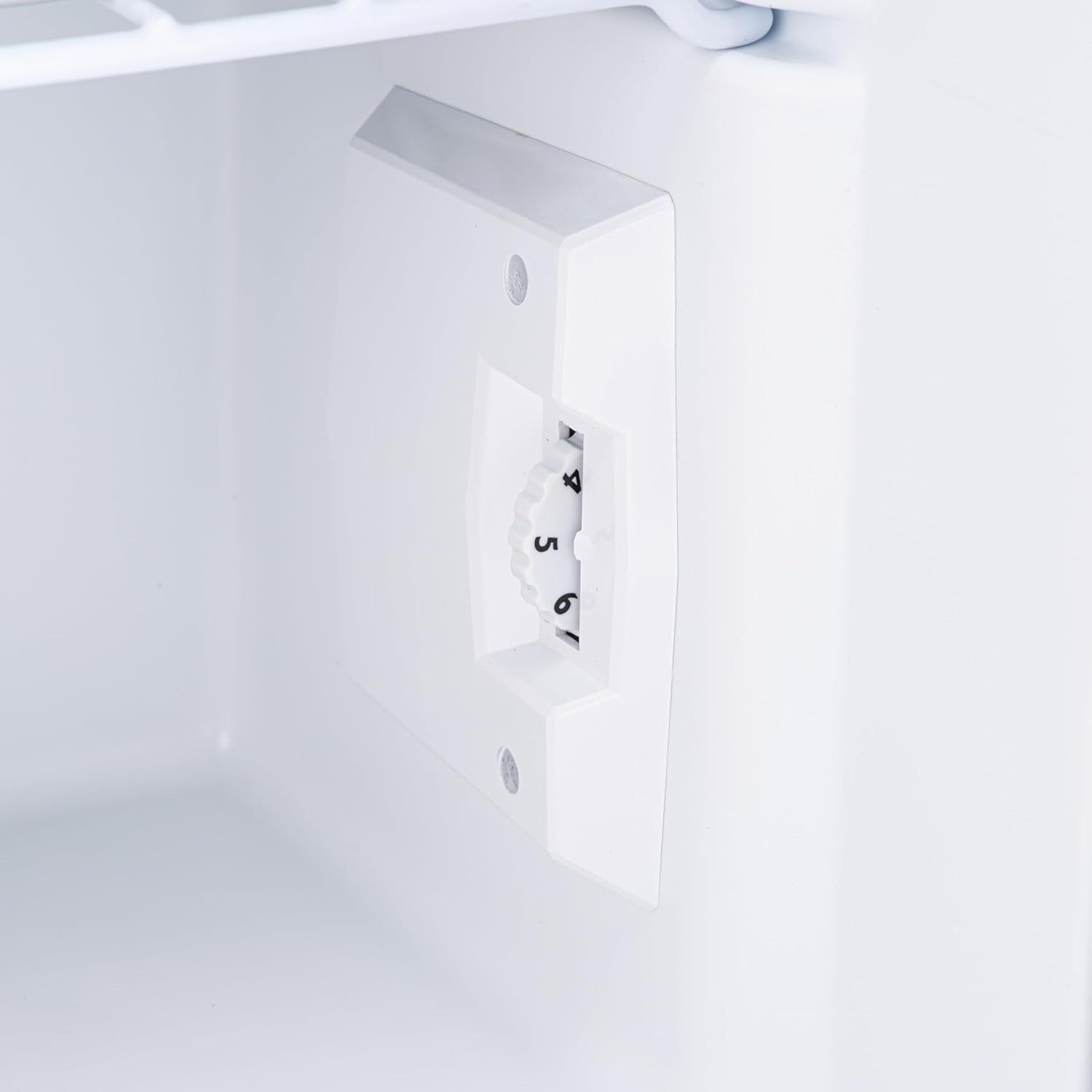 74L Mini Fridge Tabletop Cooler Lock & Key Low Noise White