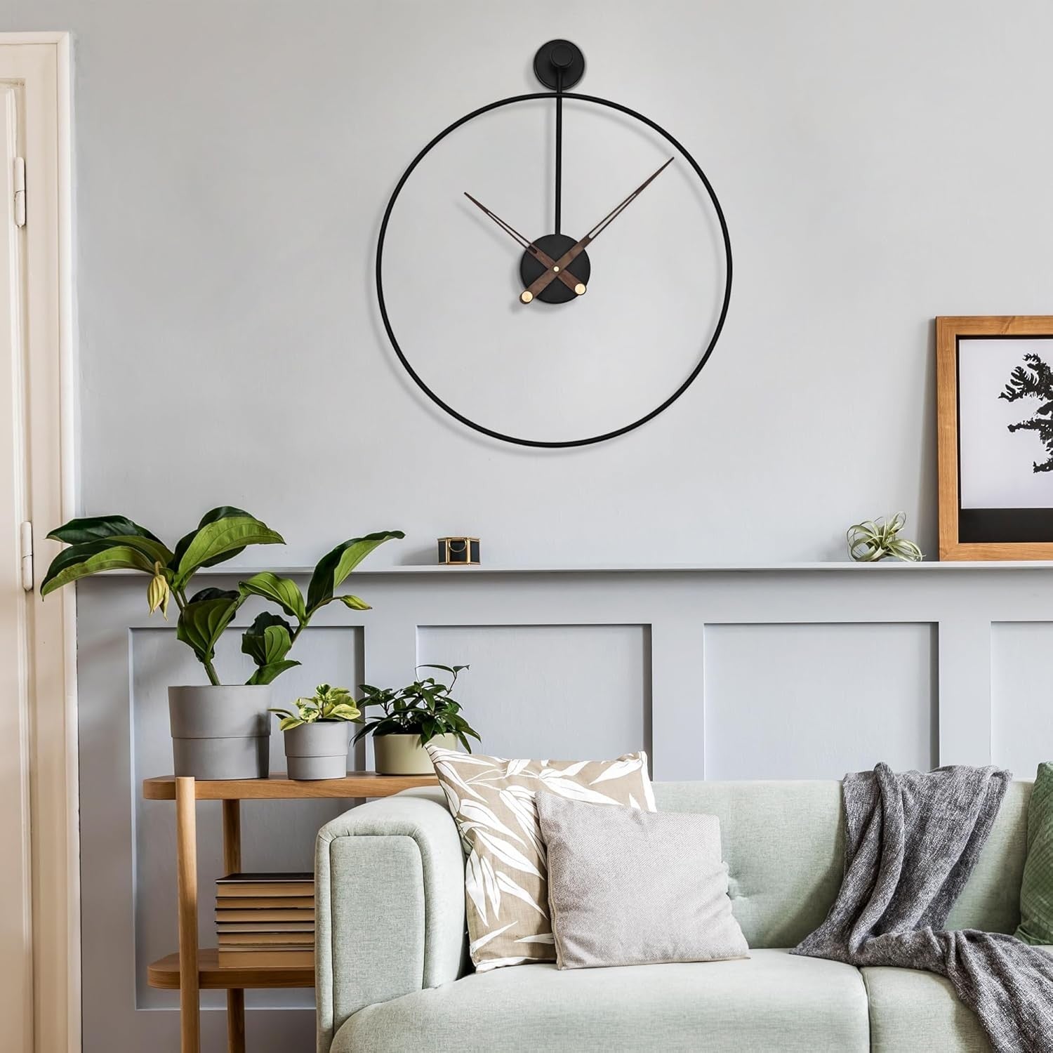 Large 50cm Modern Black Metal Wall Clock Silent Non-Ticking Minimalist Round Dec