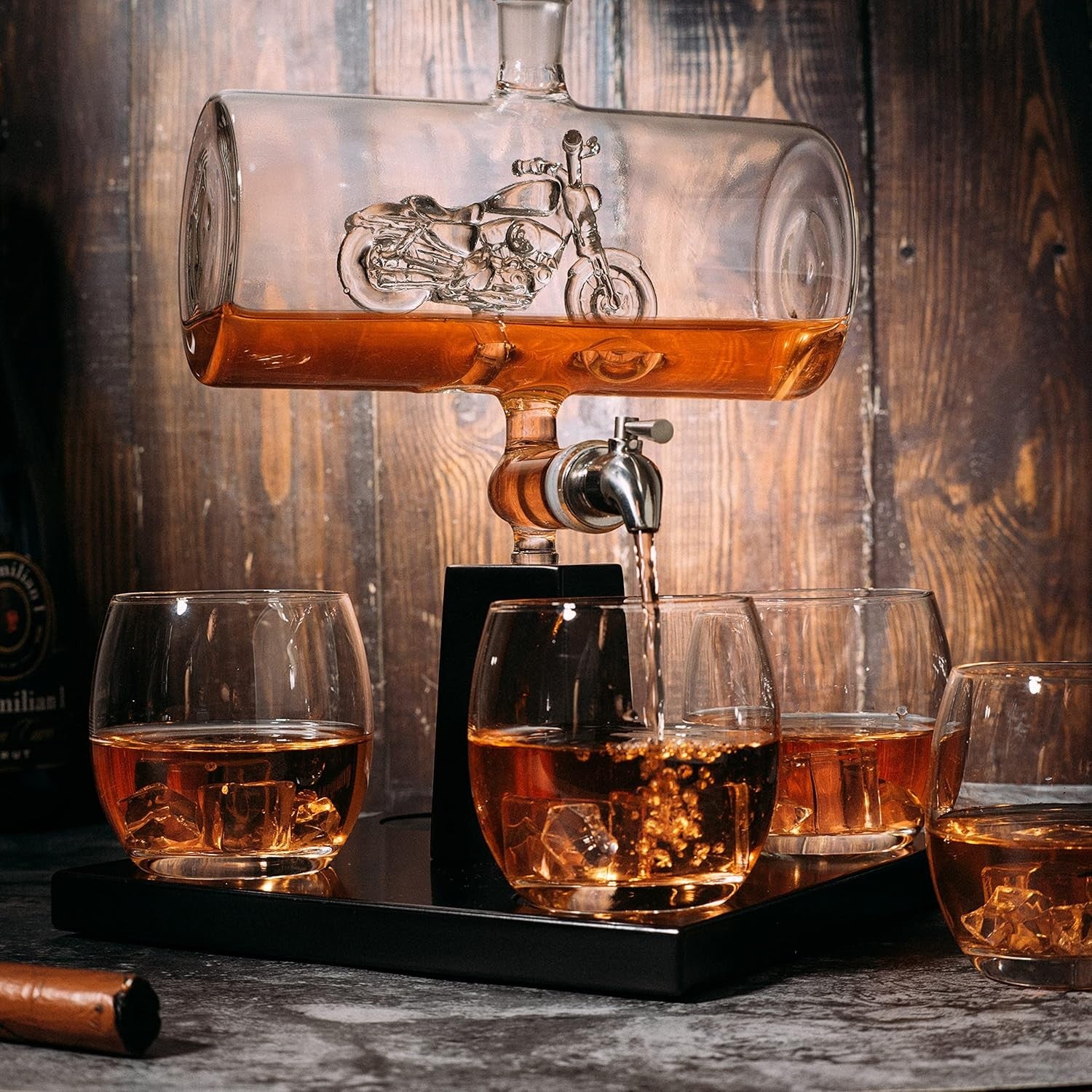 Motorcycle Whiskey Decanter Set 1100ml Tap Dispenser & 4 Glasses Gift Display