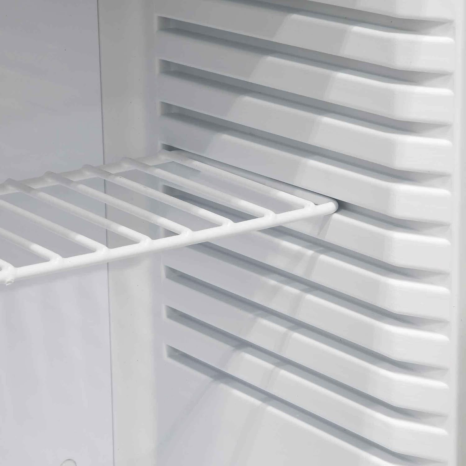 25L Mini Drinks Fridge Ultra Quiet LED Light Reversible Door Compact Cooler