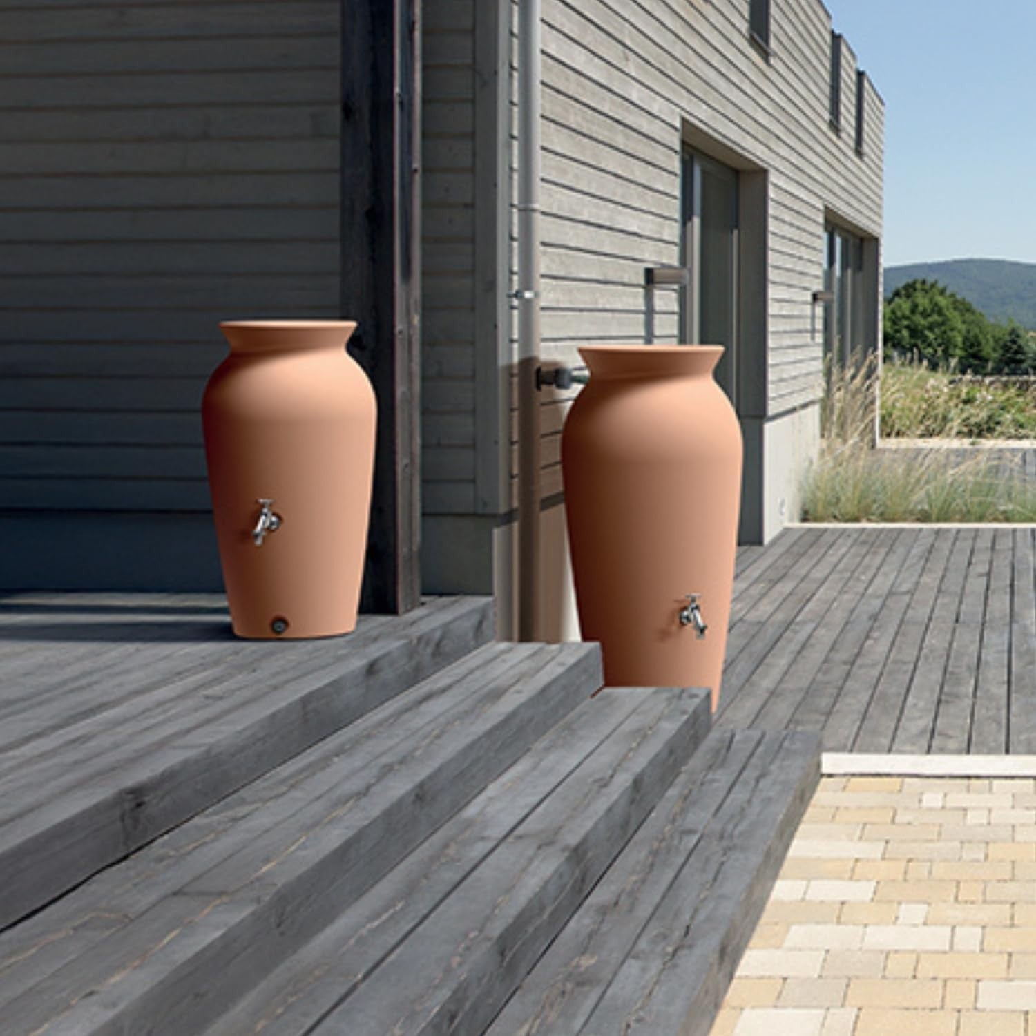 120L Decorative Rainwater Tank with Connection Kit, Round, Brick