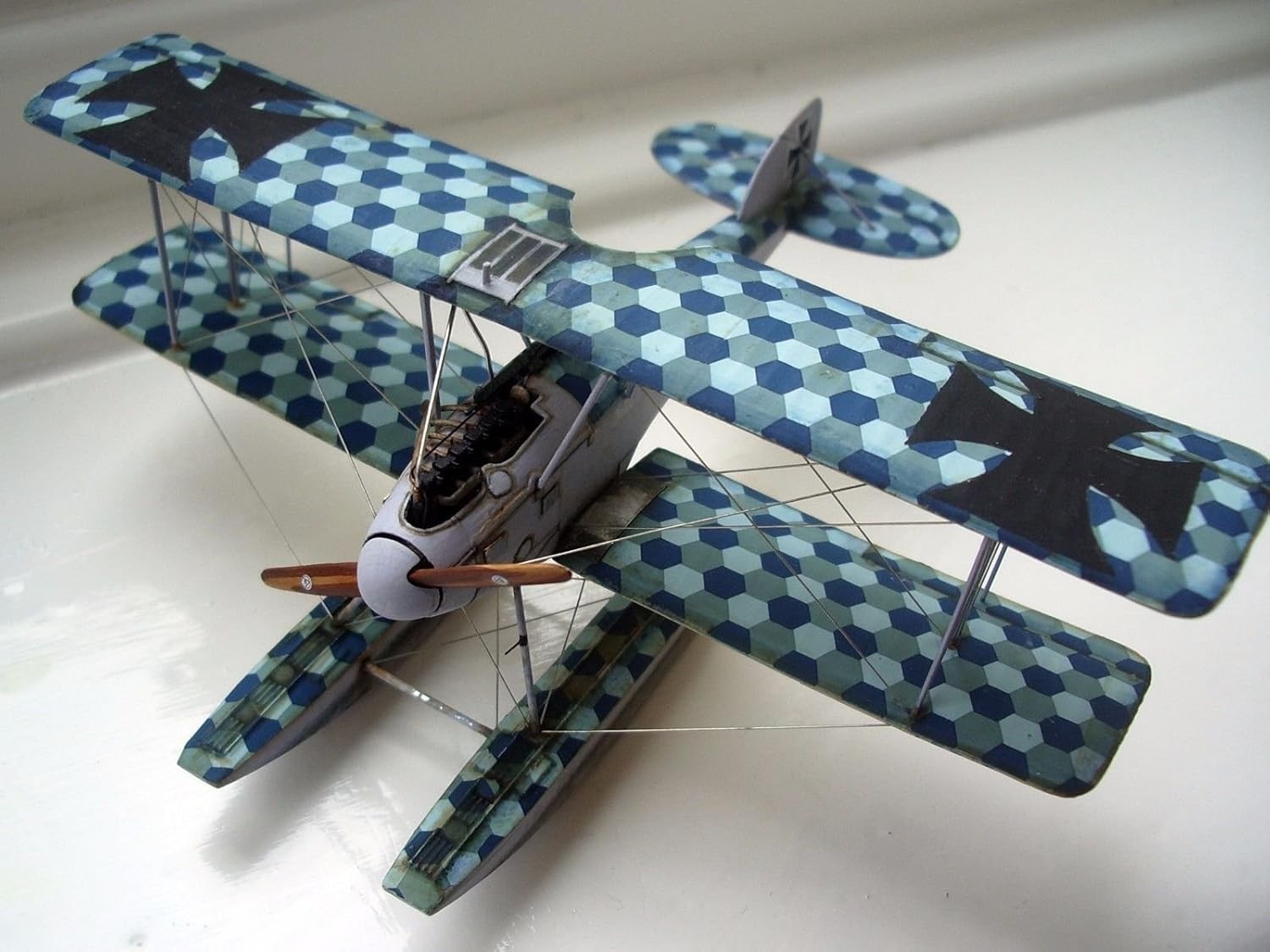 1:72 Albatros W4 WWI Aircraft Model Kit – Unassembled, Detailed Plastic Build