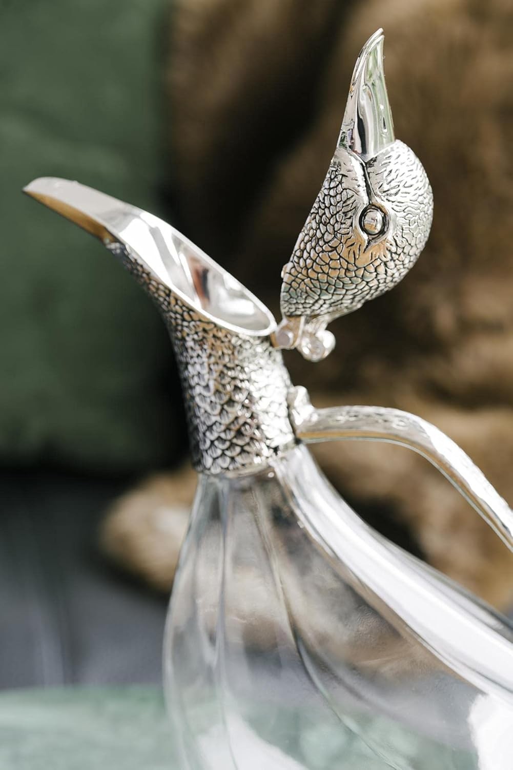 Luxury Duck-Shaped Wine Decanter 0.9L Glass Carafe with Silver-Plated Detail