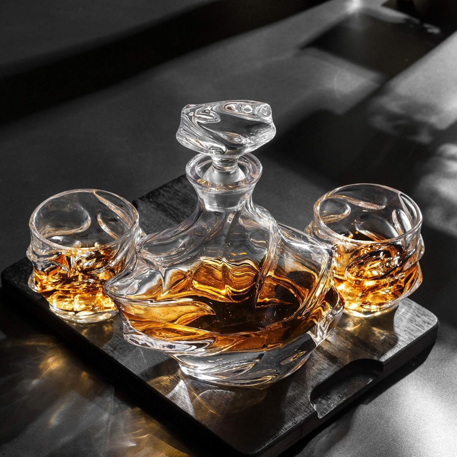 Luxury Crystal Whisky Decanter Set 750ml with 4 Tumblers Gift Box