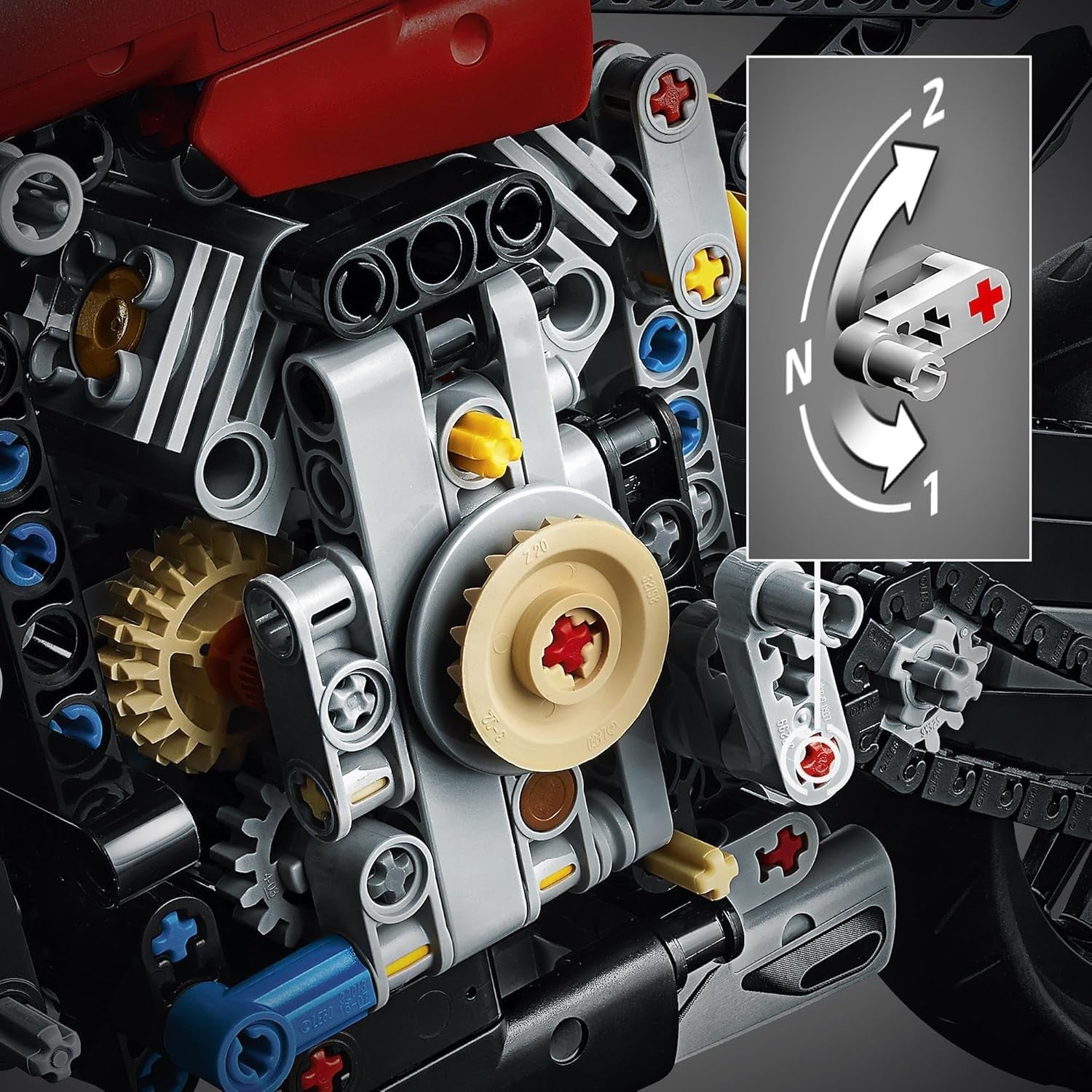 Realistic Motorcycle Building Kit with Gearbox & Suspension – 646 Pieces Set