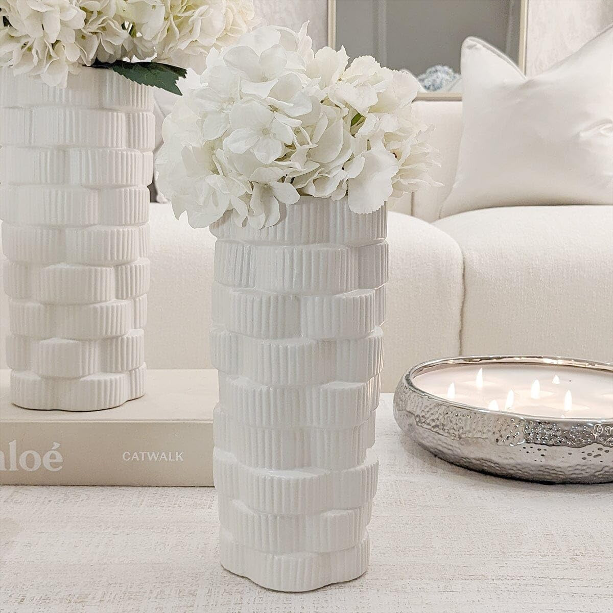 White Ribbed Ceramic Vase 26cm Modern Flower Living Room Table Decor