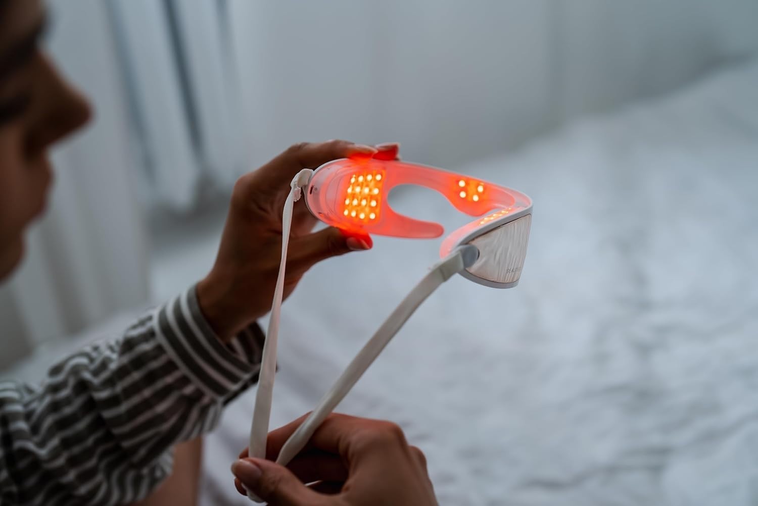 Red Light Therapy Eye Massager Anti Aging Stress Relief