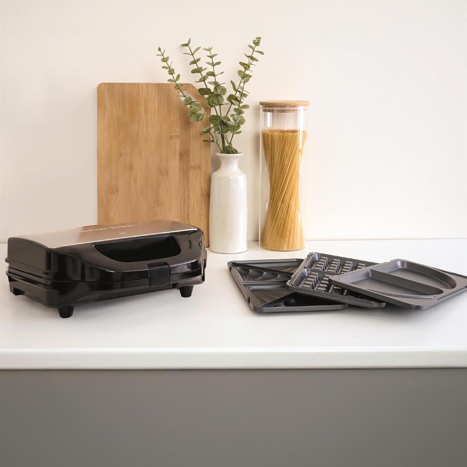 4-in-1 Sandwich Toaster 29.2x25.5x12cm Non-Stick Plates Waffle Panini Omelette