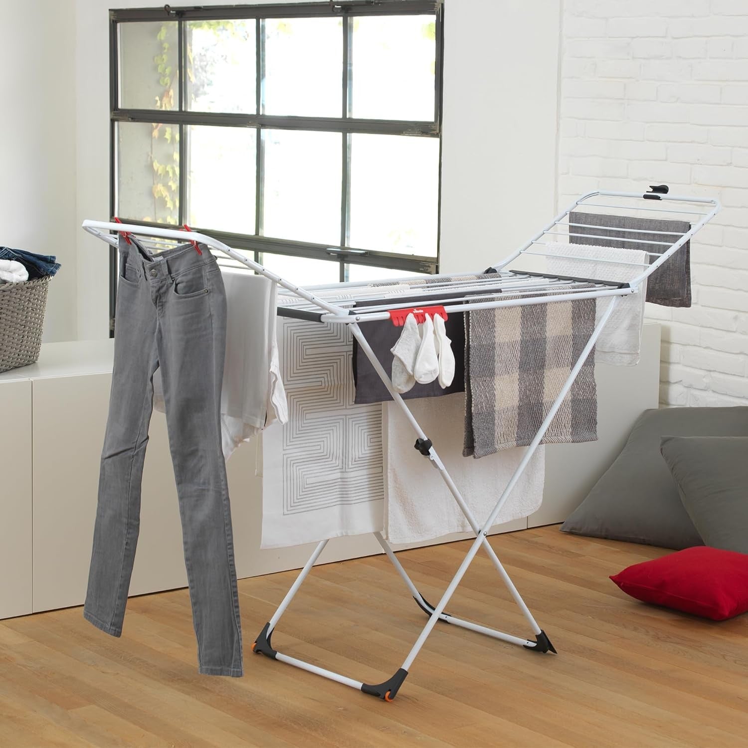Indoor Clothes Airer 20m Drying Space Foldable X-Leg Compact Laundry Rack