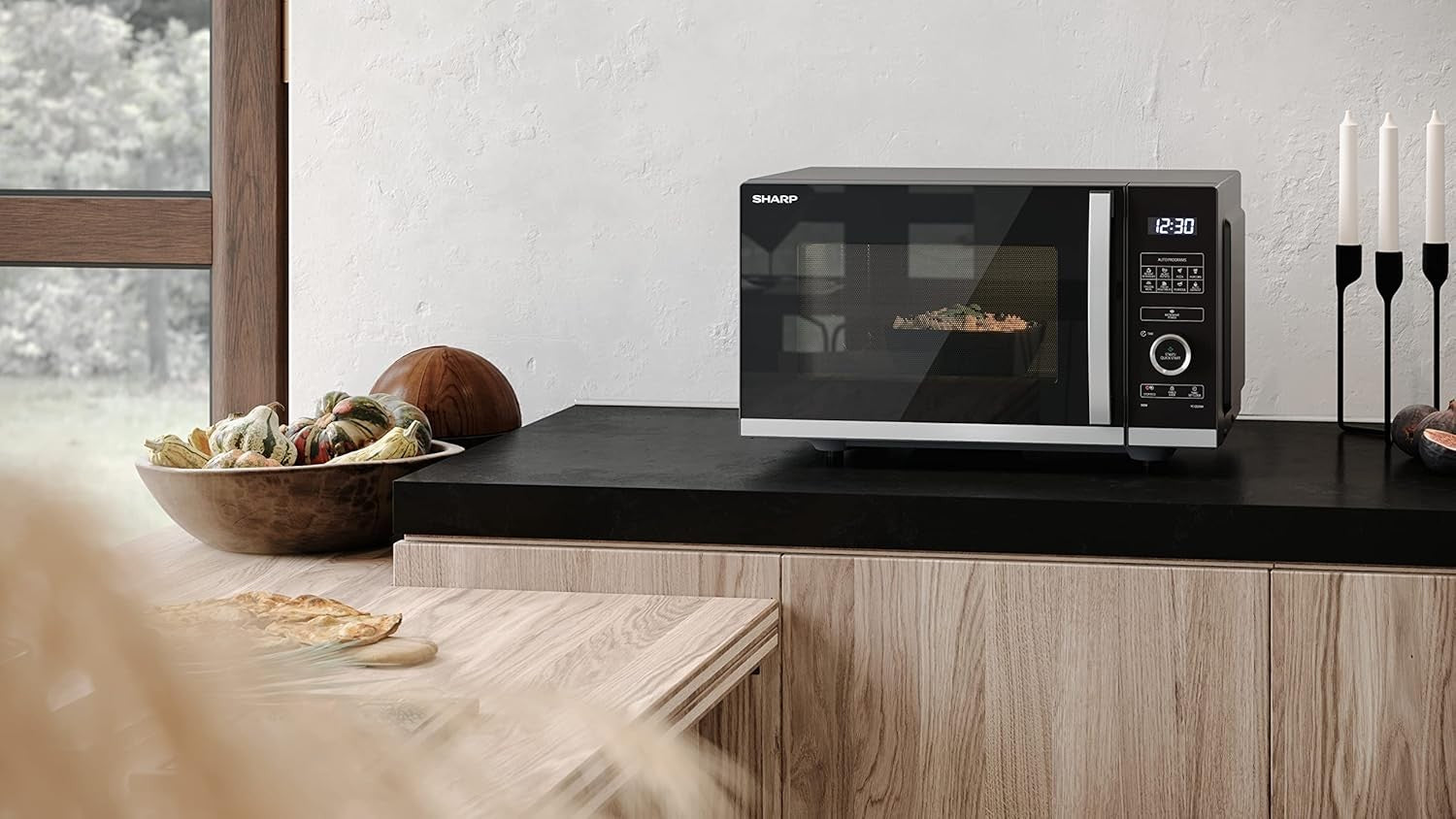 Black 25L Digital Flatbed Microwave 900W 10 Power Levels ECO