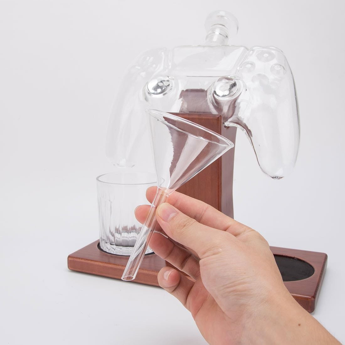 Retro Game Controller Whiskey Decanter Set with Glasses | 750ml Gift for Men