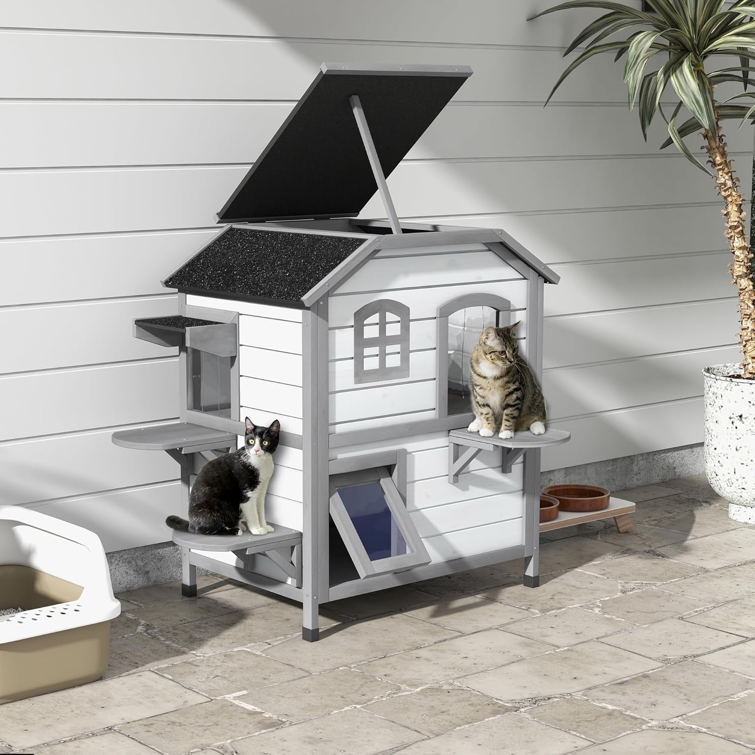 Weatherproof 2-Story Outdoor Wooden Cat House with Escape Door 91x78x55.5cm