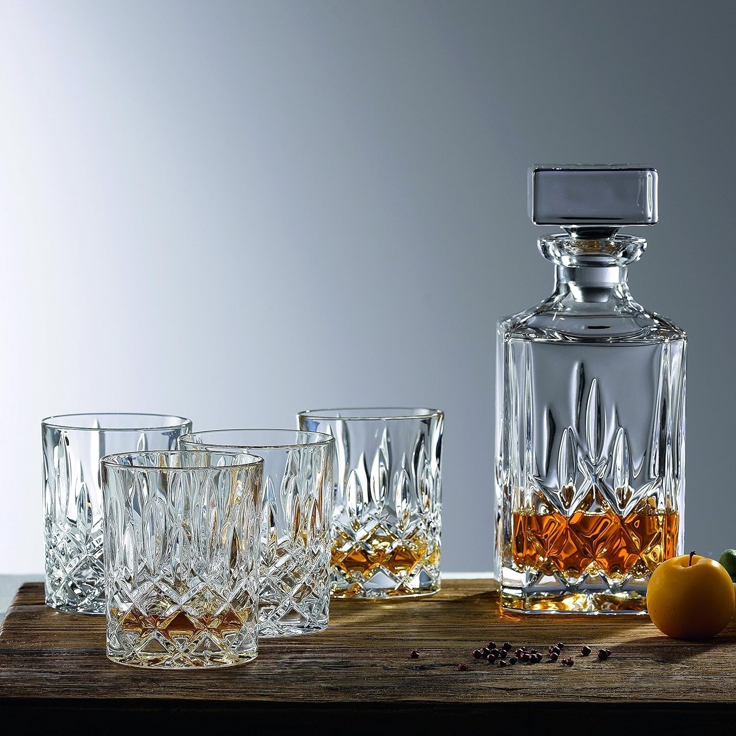 Luxury Crystal Decanter Set with 4 Glasses | Square Cut Design | 750ml Gift Set