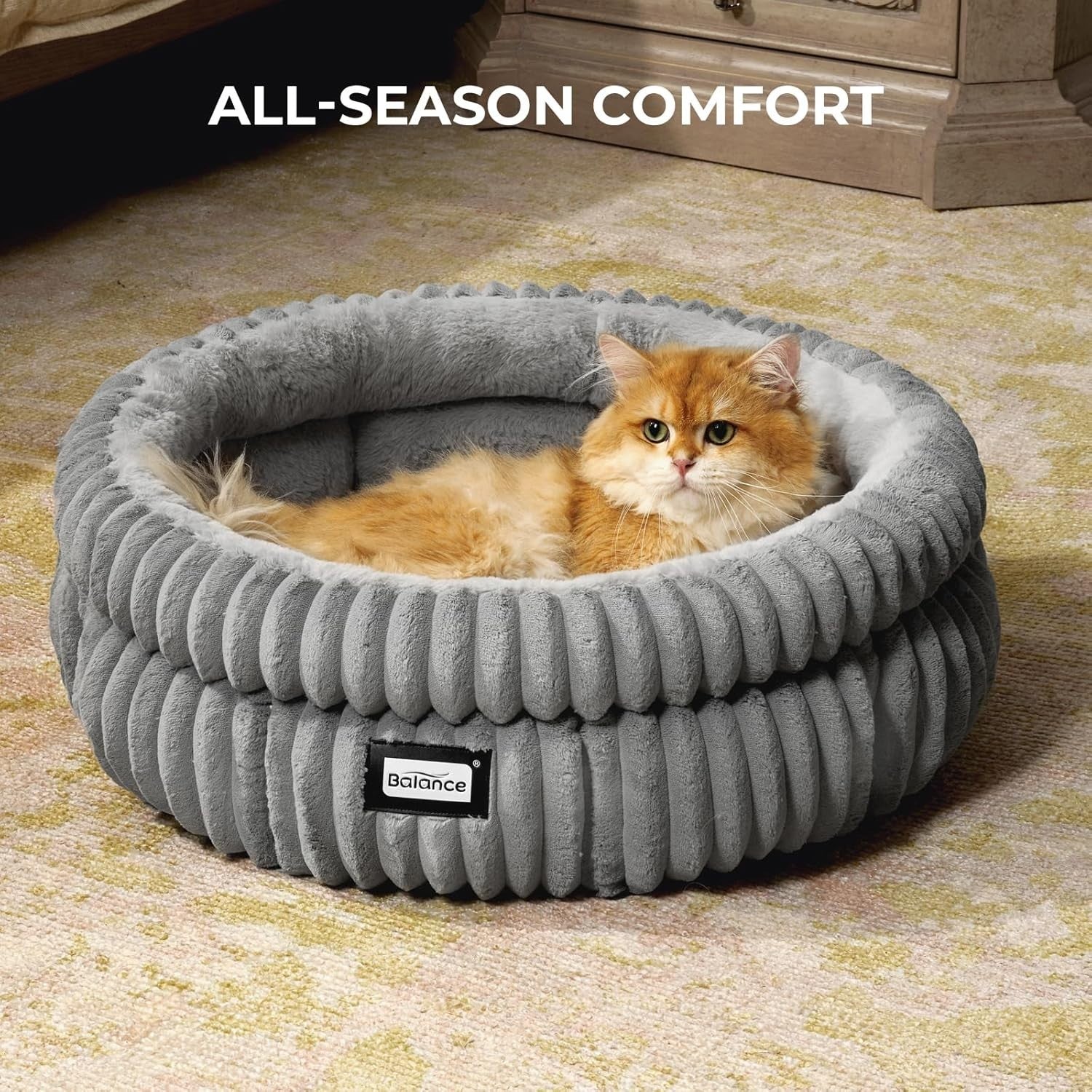 Round Plush Cat Bed 61cm Washable Faux Fur Kitten Puppy Bed Non Slip