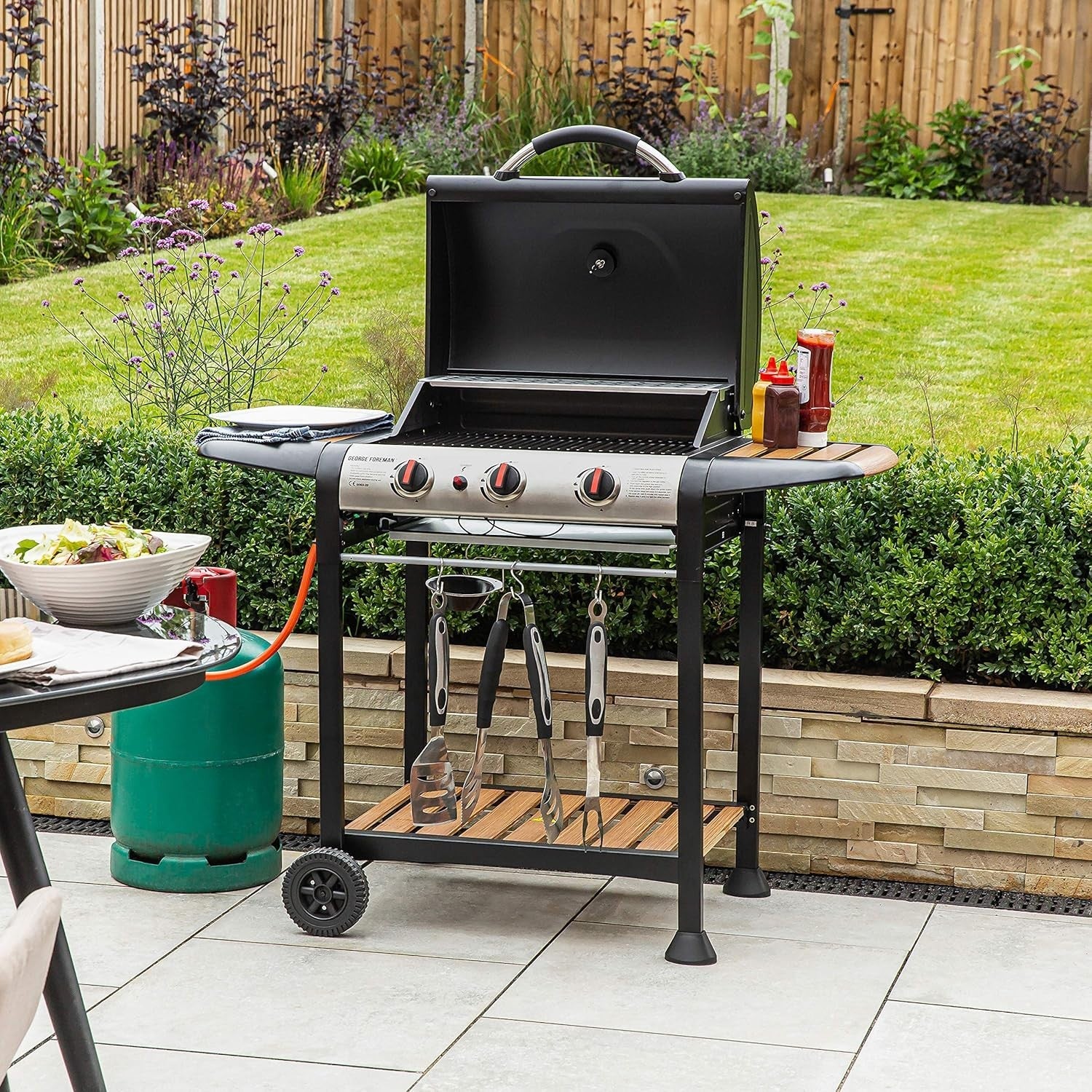 3 Burner Gas BBQ Grill with Automatic Ignition, Thermometer & Side Shelves