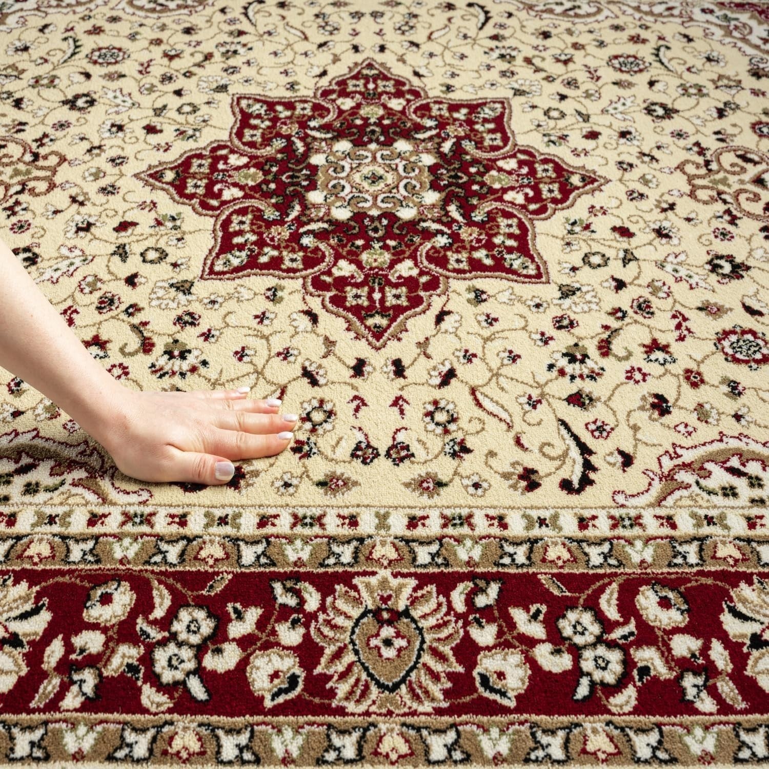 Traditional Living Room Rug 120x170cm Soft Floral Non Slip Home Carpet