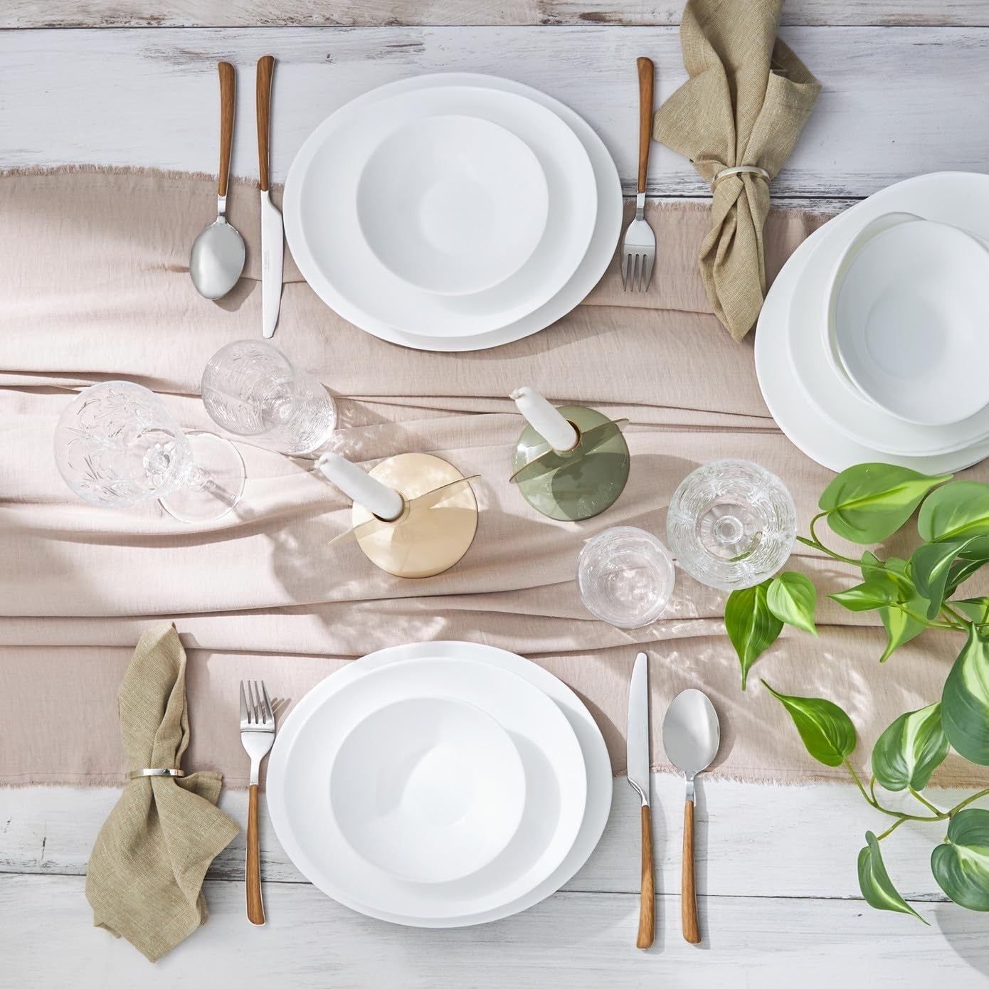 24pc Glass Dinner Set for 6 White Plates Bowls Dishwasher Safe