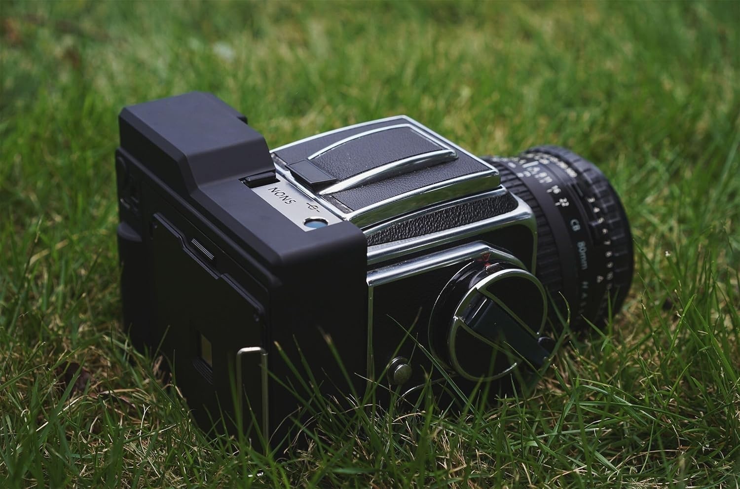 Instant Film Back for Hasselblad V System Cameras Square Film Adapter