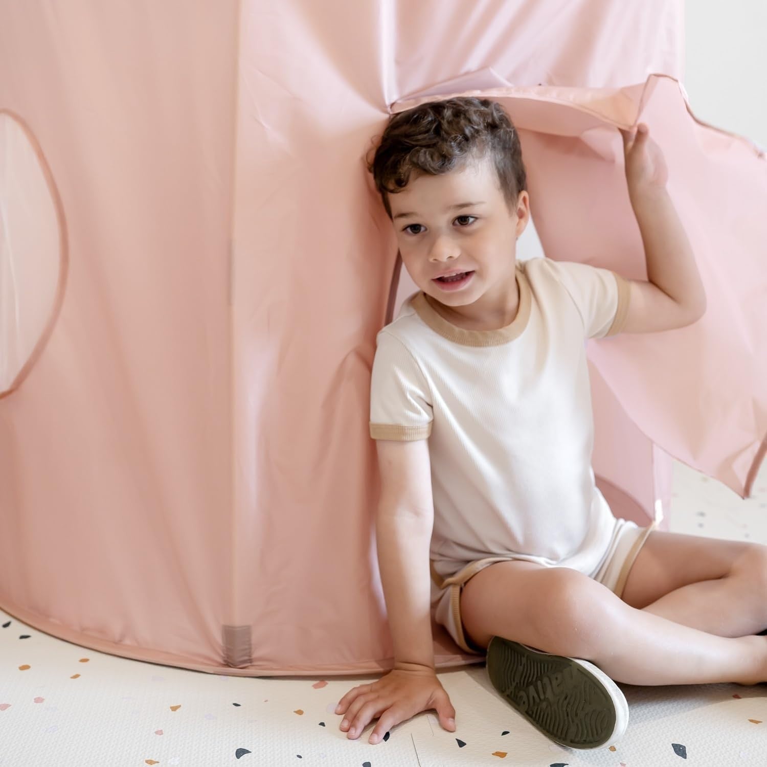 Pink Kids Indoor Play Tent Pop Up Castle House Recycled Fabric