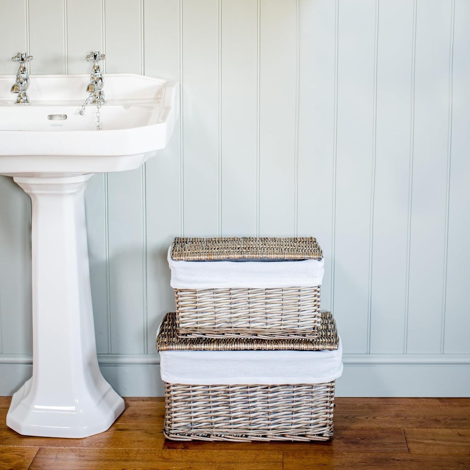 Large Wicker Laundry Hamper with Lid & Cotton Liner – Bedroom Bathroom Storage B