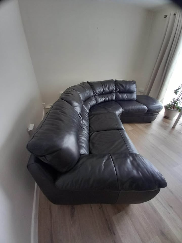 Luxe Black Leather Corner Sofa (PTP)