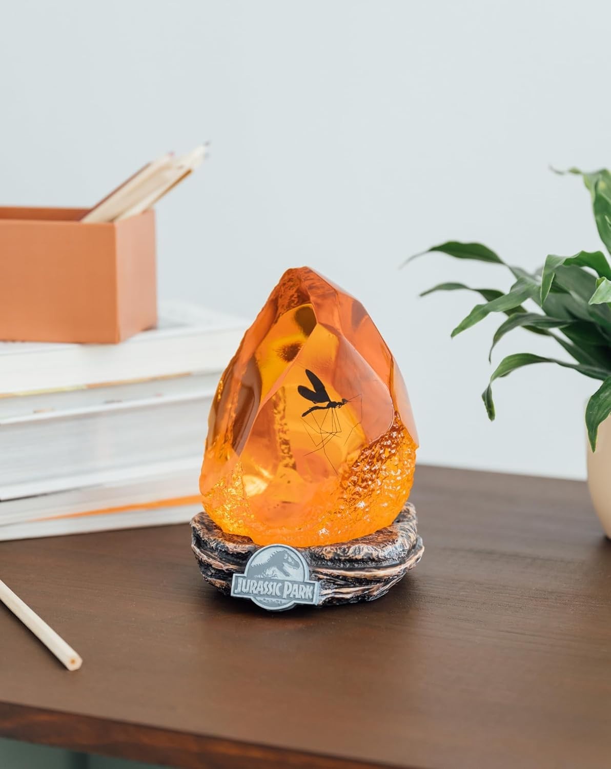 Jurassic Park Night Light with Flicker-Free LED, Battery Operated 17x11x13cm