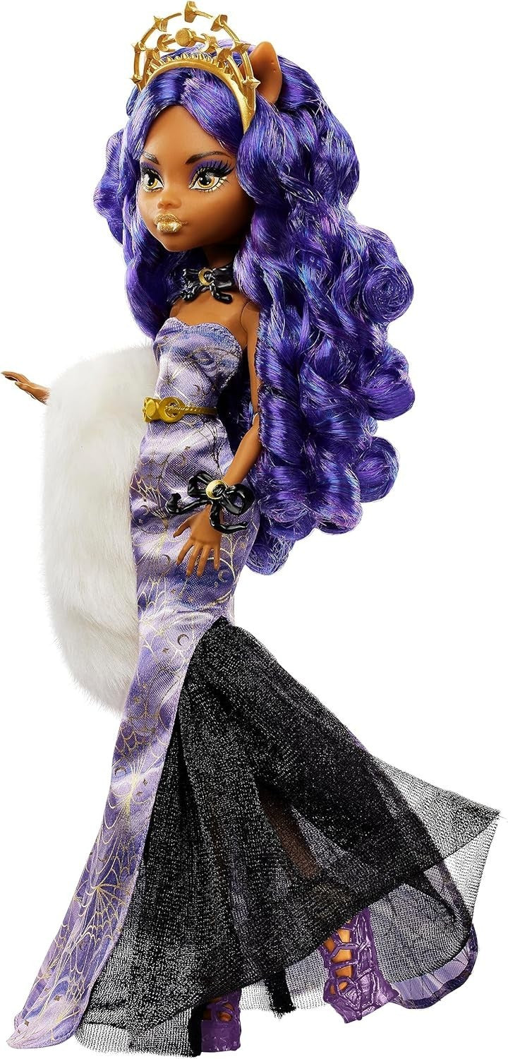 Winter Ball Collector Fashion Doll Lavender Gown Faux Fur Boa