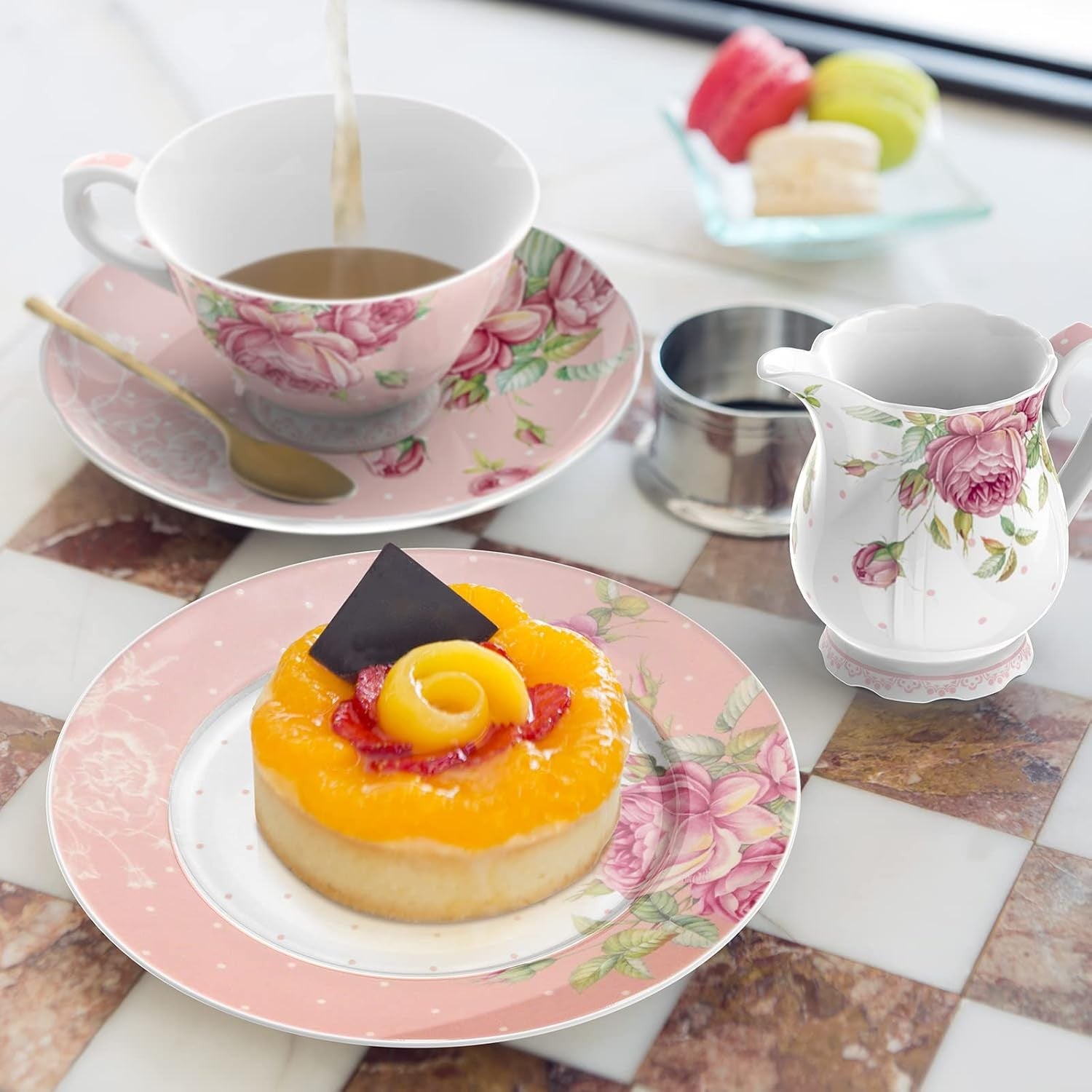Vintage Floral Cake Plates Set of 4 Dessert Tea Plates 7.5in Gift Box