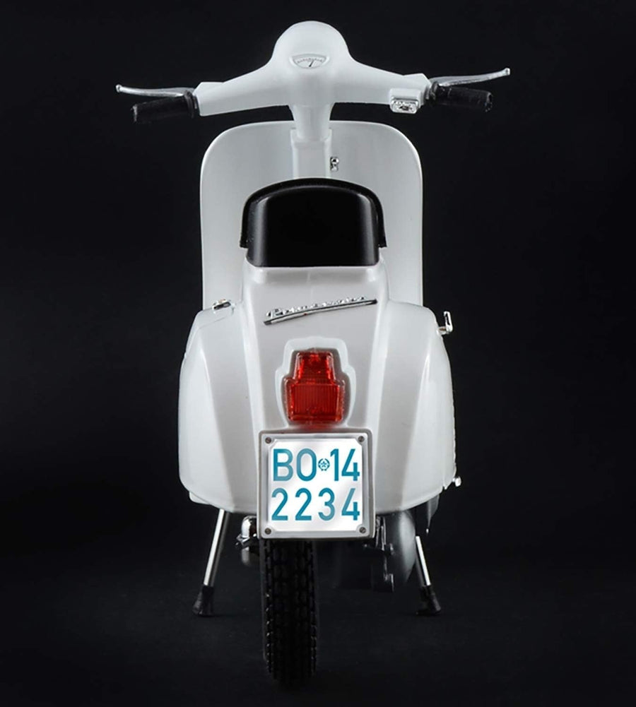 1:9 Scale 125 Scooter Model Kit | Unpainted Plastic Collectors Set Gift