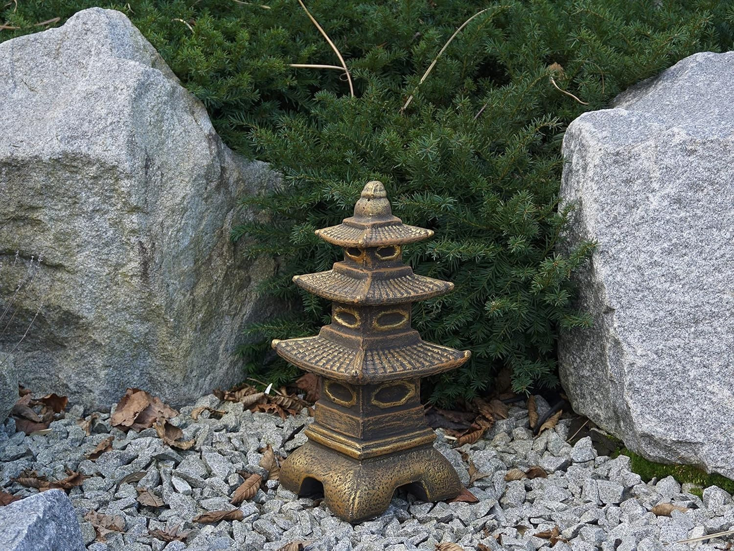 Japanese Pagoda Stone Lantern 46cm Frost Proof Gold Cast Concrete Garden Decor
